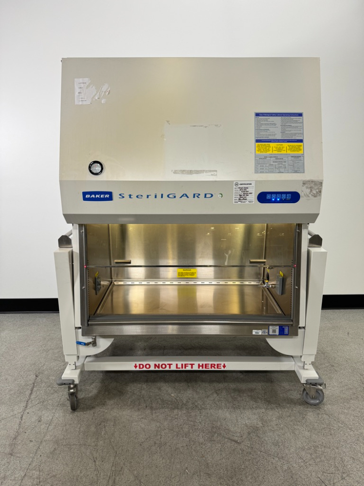 Image of Baker Sterilgard e3 4' Biosafety Cabinet